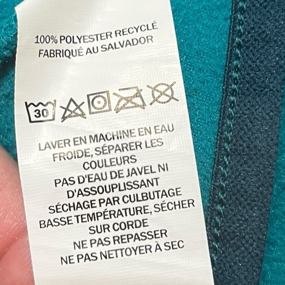 LL Bean Women’s Teal Fleece Pullover, Size M - Picture 8 of 8